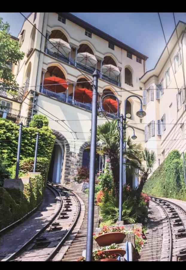 Smart Gold Apartment Luxury Central ベルガモ エクステリア 写真